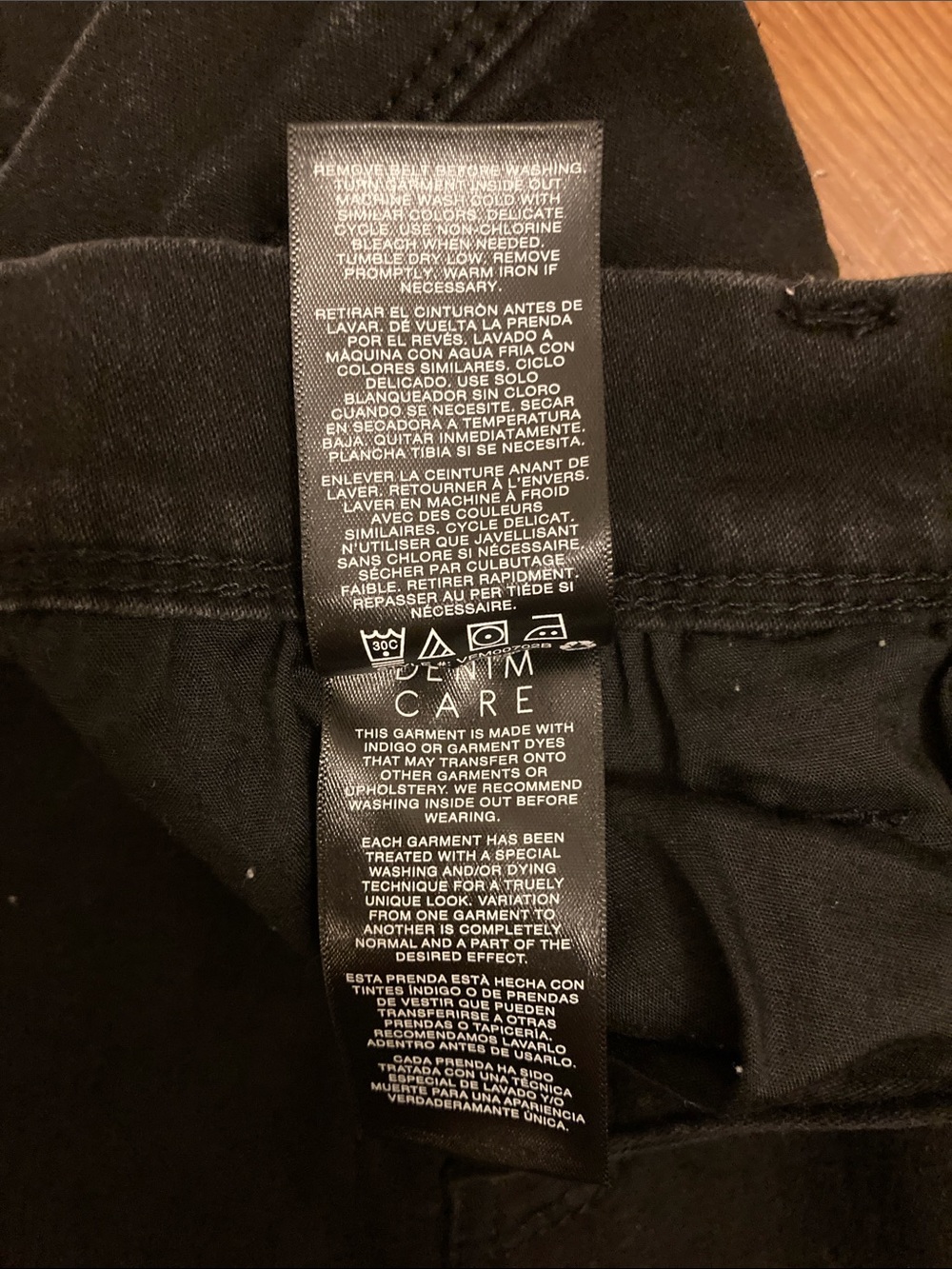 Curve Appeal 2 pairs of Women’s Petite Jeans Blue and Black Size:2/26 - Picture 10 of 11